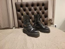 Boots Dr Martens
