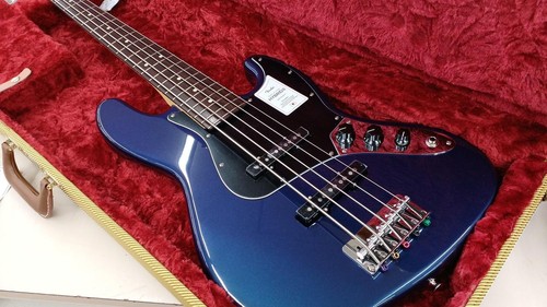 Guitare basse électrique