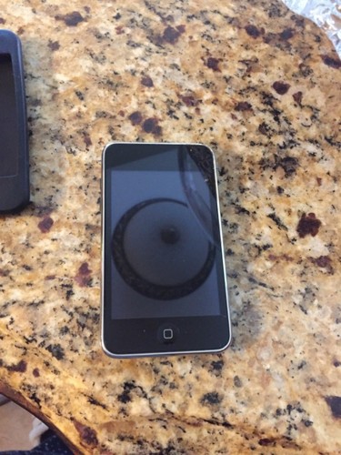 Apple ipod touch 2nd - ipod,