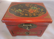 TRES BEAU COFFRE BOITE A