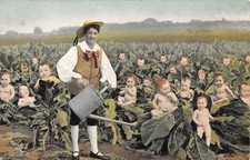 Postcard fantasy / representative of babies / gardener / watering hole / baby cabbage