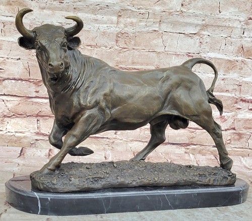 Grande statue figurine taureau - statue,