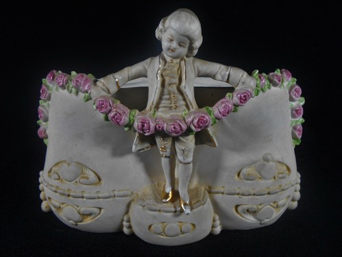 Figurine jardiniere biscuit - figurine,
