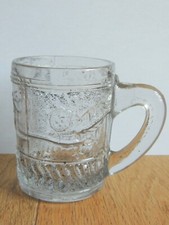 Ancienne Chope en verre moulé