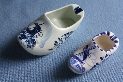 Sabot chaussure faïence de - en,
