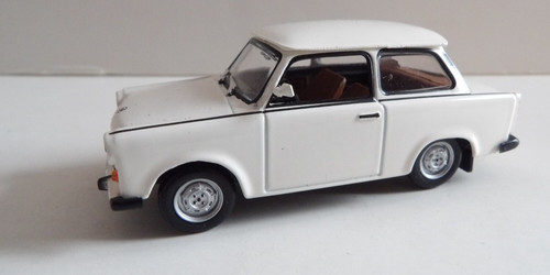 Trabant 601 blanc 1980 - trabant,