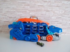 Camion et Dino Piste de Course