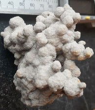 Forêt de l'Oise sandy calcite drop 6.5cmx7cmx3.5 weight 86 gr