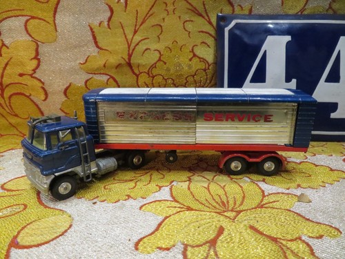 Ancienne voiture miniature - ancienne,