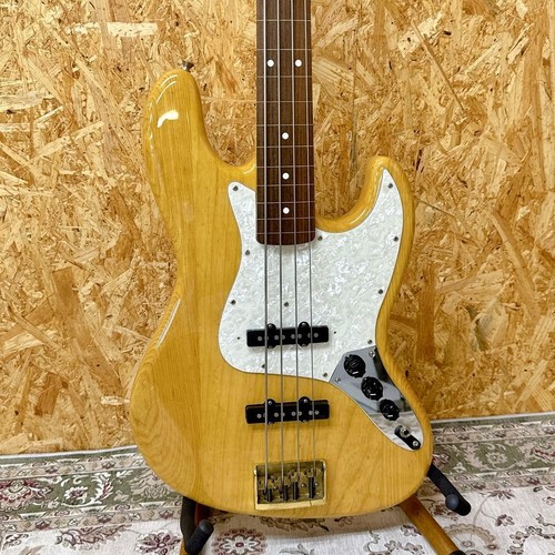 Fender japan jazz - japan,
