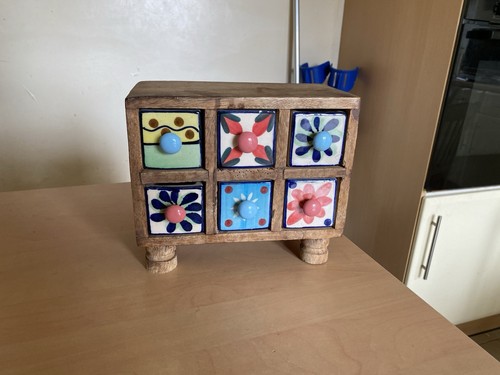 Petit meuble commode - , à