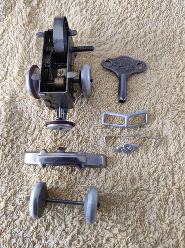 Pieces pour jouet - jouet, ancien