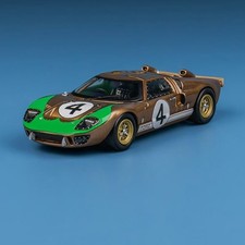 FORD GT40 MkII - #4 Holman &