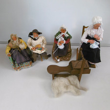lot 4  santons de provence