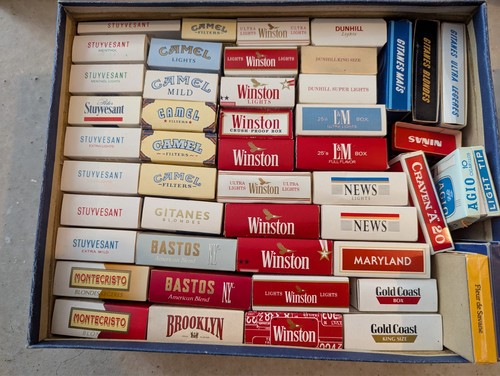 Lot plus 150 paquets - de, de