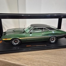 Ford gran torino 1/18 - clint