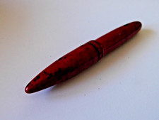 STYLO ANCIEN EN BAKELITE ROUGE