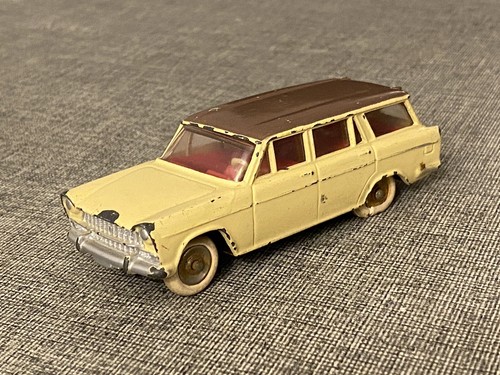 Jouet ancien fiat 1800 - jouet,
