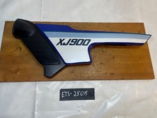 Cache latéral gauche Yamaha