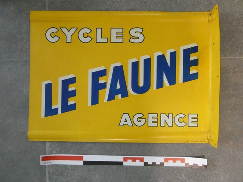 Plaque ancienne émaillée