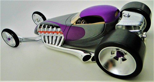 Hot rod race - hot,