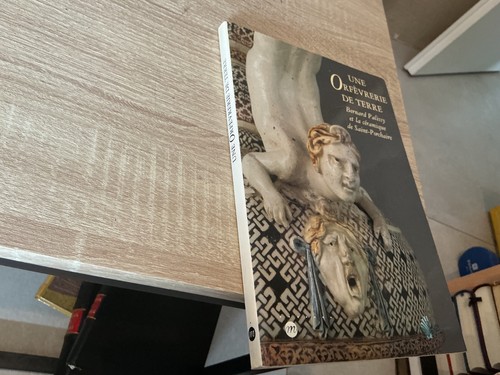 Une orfévrerie terre - une, de