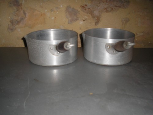 Anciennes casserolles alu - anciennes,
