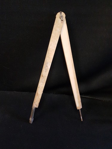 Ancien compas porte craie - , en