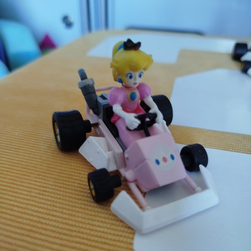 Mario kart figure very big - mario,