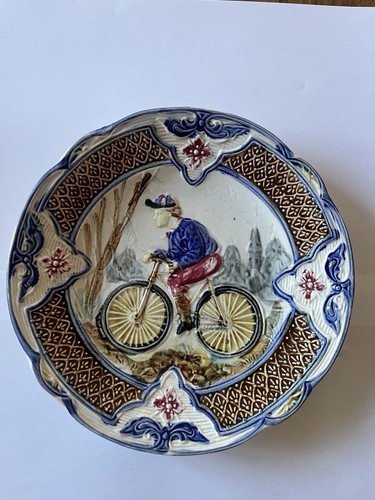 Assiette décorative - , en
