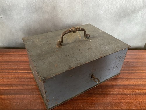 Ancien coffre fort malle - ancien, boite