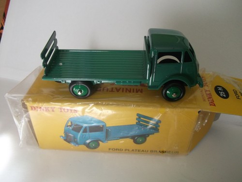 Dinky toys atlas ford - toys, plateau