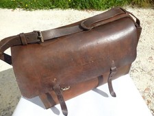 Ancienne sacoche en cuir -
