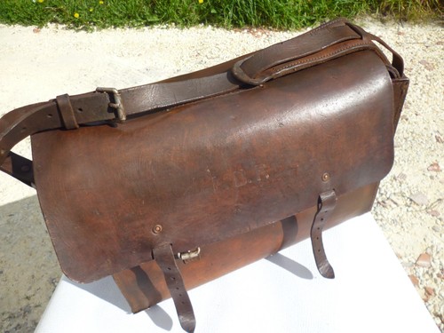 Ancienne sacoche cuir - ancienne,