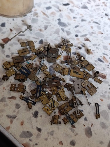 Lot suspensions anciennes - de,