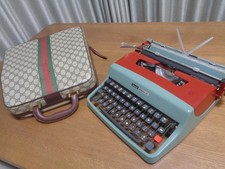 Machine à écrire portable