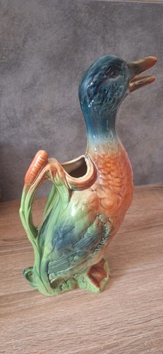 Pichet broc barbotine - en, forme