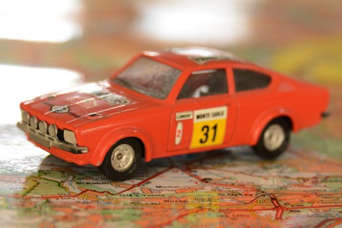 Miniature opel kadett - 1/43,