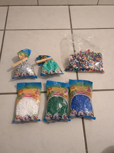 Lot perles hama - perles,