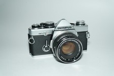 Olympus OM-2n, objectif Zuiko