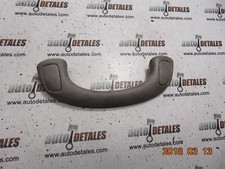 Poignée De Toit Arrière Droite Toyota Previa 74603-44020 Utilisée 2005