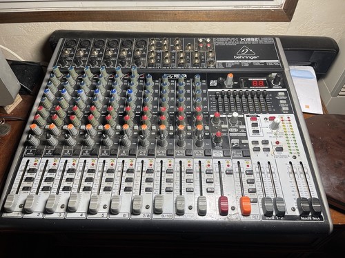 Behringer xenyx x1832usb table - x1832usb,