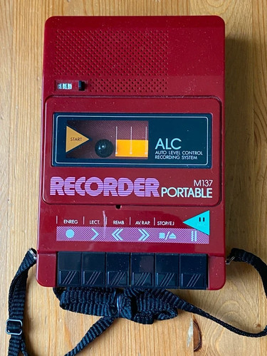 Magnétophone lecteur - magnétophone, k7