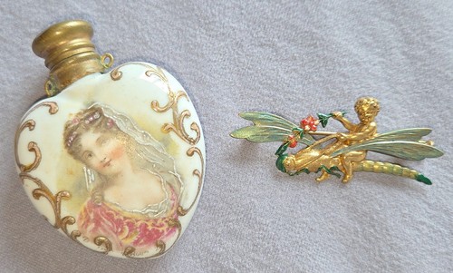 Broche pendentif vers - ,