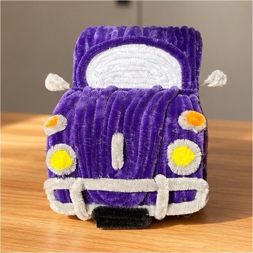 Coccinelle miniature violette