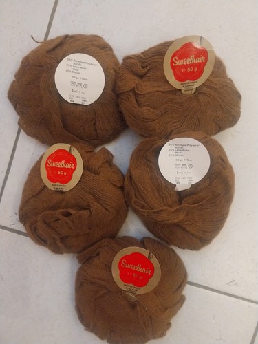 Lot pelotes laine marron - de,