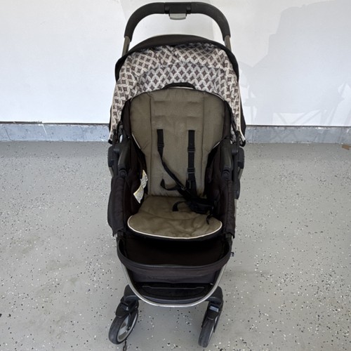 Graco traditional stroller - traditional,