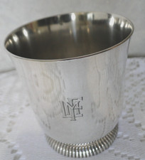 Timbale argent massif gravée