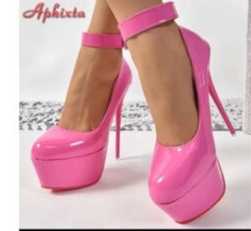 Talons hauts des femmes - hauts,