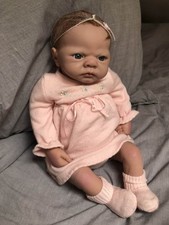 Poupée Reborn Bébé Fille Réaliste Nouveau-né Eveillée 55cm